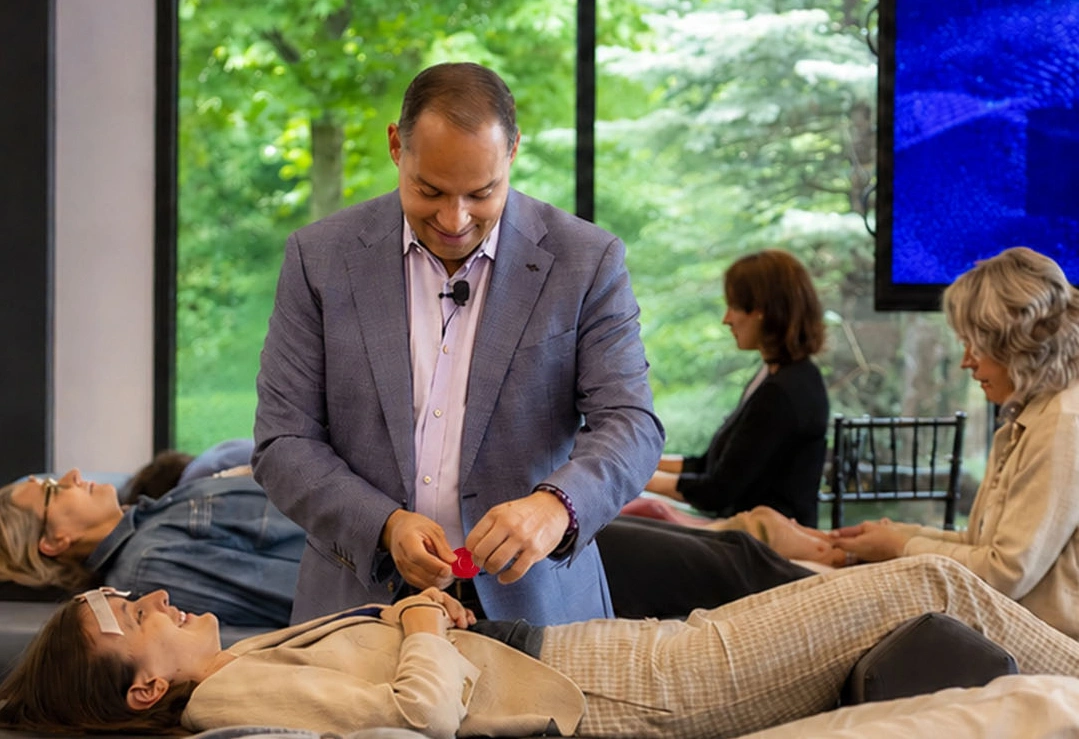 Dr. Luis Garcia teaching Biomagnetism in person